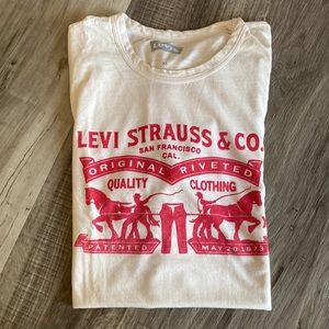 Sold -Levi’s T shirt Size Large